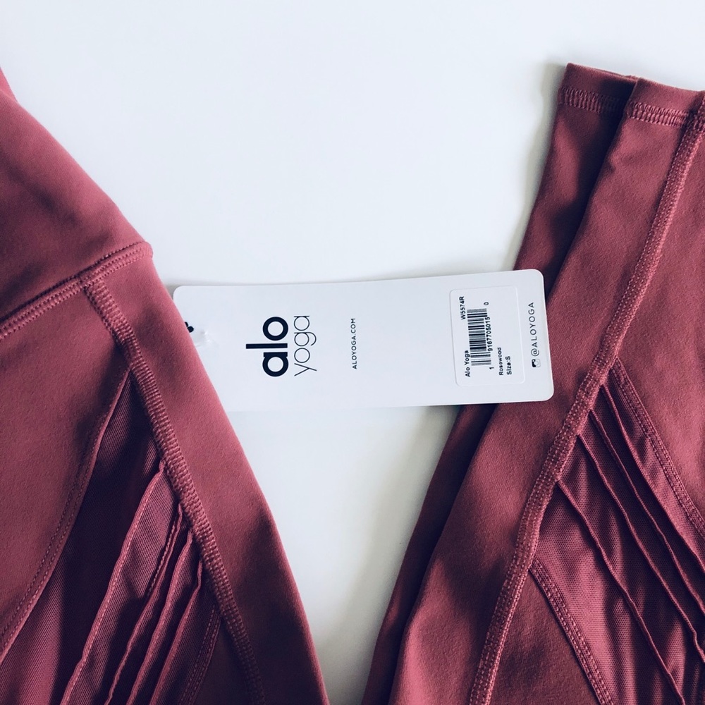 ALO yoga Leggings - Picture 2 of 7